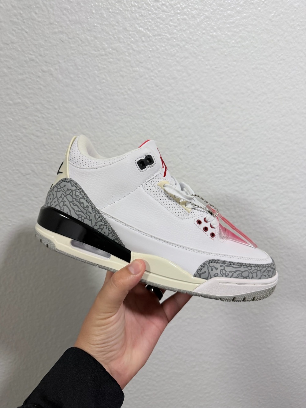 Jordan Men’s White/Gray/Red Retro Basketball Sneakers